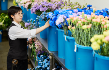 くらしの友のスペシャリスト「葬儀の花のプロ」